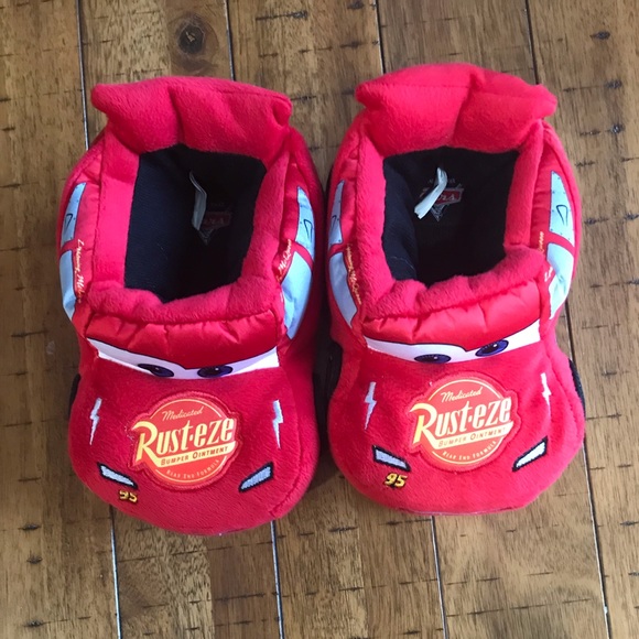 Slippers - Picture 1 of 2